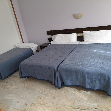 Hotel Os Carballos 希韦罗 外观 照片