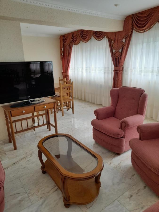 Hotel Os Carballos 希韦罗 外观 照片