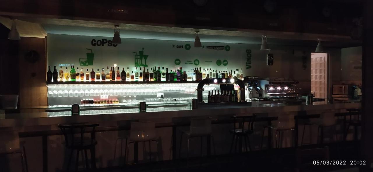 Hotel Os Carballos 希韦罗 外观 照片