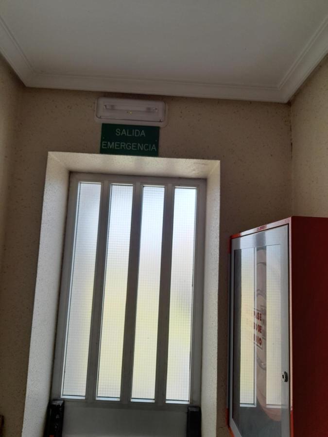 Hotel Os Carballos 希韦罗 外观 照片